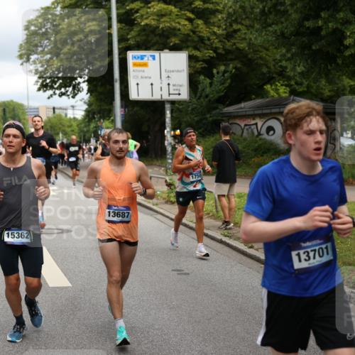 29.06.2025 - hella hamburg halbmarathon Yannick Fuchs http://msf.ph/oto/8206686 29.06.2025 10:44:55 20KM 1461, 1466, 1750, 1817, 2207, 2540, 2880, 3654, 4077, 4816, 5018, 5115, 6027, 6662, 6712, 7052, 7134, 7369, 7397, 7583, 7930, 7932, 8117, 8205, 8261, 8572, 8819, 9057, 11214, 11422, 12016, 12778, 12949, 13008, 13687, 13701, 13808, 13875, 14034, 14125, 14626, 15362, 15395, 15720, 16285, 16291, 17129, 17179, 17221, 17384, 18006, 18182, 18394, 18413, 18489 meine-sportfotos.de