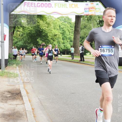 29.06.2025 - hella hamburg halbmarathon MichiJ http://msf.ph/oto/8206781 29.06.2025 10:22:35 Zwischen KM18-KM19 1910, 4602, 11745, 13618, 16755, 16931, 18679 meine-sportfotos.de