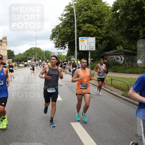 29.06.2025 - hella hamburg halbmarathon Yannick Fuchs http://msf.ph/oto/8206814 29.06.2025 10:44:55 20KM 1461, 1466, 1750, 1817, 2207, 2540, 2880, 3654, 4077, 4816, 5018, 5115, 6027, 6662, 6712, 7052, 7134, 7369, 7397, 7583, 7930, 7932, 8117, 8205, 8261, 8572, 8819, 9057, 11214, 11422, 12016, 12778, 12949, 13008, 13687, 13701, 13808, 13875, 14034, 14125, 14626, 15362, 15395, 15720, 16285, 16291, 17129, 17179, 17221, 17384, 18006, 18182, 18394, 18413, 18489 meine-sportfotos.de