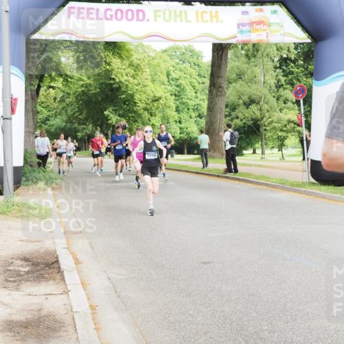 29.06.2025 - hella hamburg halbmarathon MichiJ http://msf.ph/oto/8206830 29.06.2025 10:22:35 Zwischen KM18-KM19 1910, 4602, 11745, 13618, 16755, 16931, 18679 meine-sportfotos.de