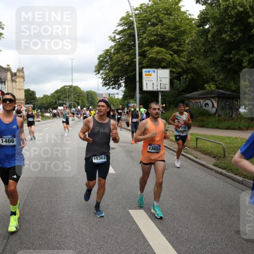 29.06.2025 - hella hamburg halbmarathon Yannick Fuchs http://msf.ph/oto/8206853 29.06.2025 10:44:55 20KM 1461, 1466, 1750, 1817, 2207, 2540, 2880, 3654, 4077, 4816, 5018, 5115, 6027, 6662, 6712, 7052, 7134, 7369, 7397, 7583, 7930, 7932, 8117, 8205, 8261, 8572, 8819, 9057, 11214, 11422, 12016, 12778, 12949, 13008, 13687, 13701, 13808, 13875, 14034, 14125, 14626, 15362, 15395, 15720, 16285, 16291, 17129, 17179, 17221, 17384, 18006, 18182, 18394, 18413, 18489 meine-sportfotos.de