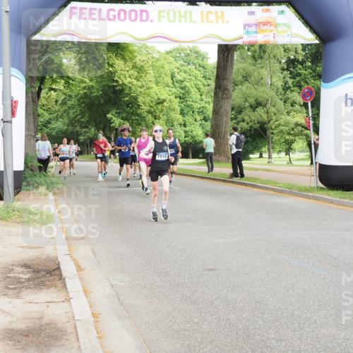 29.06.2025 - hella hamburg halbmarathon MichiJ http://msf.ph/oto/8206858 29.06.2025 10:22:36 Zwischen KM18-KM19 1910, 4602, 11745, 16755, 16931 meine-sportfotos.de