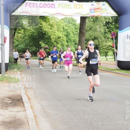 29.06.2025 - hella hamburg halbmarathon MichiJ http://msf.ph/oto/8207084 29.06.2025 10:22:37 Zwischen KM18-KM19 1910, 4602, 8956, 11745, 16755 meine-sportfotos.de