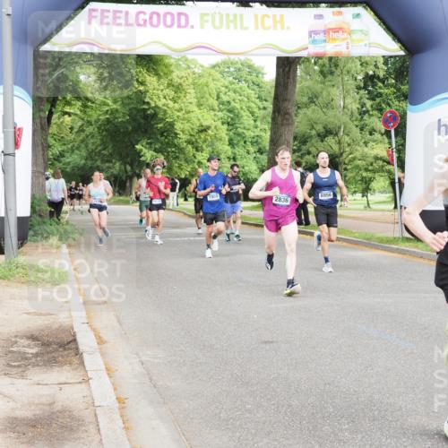 29.06.2025 - hella hamburg halbmarathon MichiJ http://msf.ph/oto/8207149 29.06.2025 10:22:37 Zwischen KM18-KM19 1910, 4602, 8956, 11745, 16755 meine-sportfotos.de