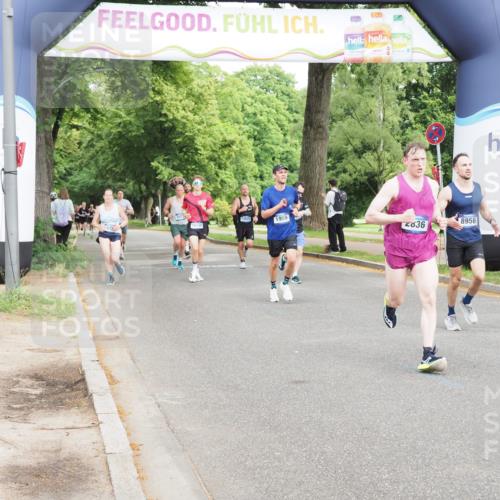 29.06.2025 - hella hamburg halbmarathon MichiJ http://msf.ph/oto/8207278 29.06.2025 10:22:38 Zwischen KM18-KM19 1910, 1959, 2836, 4602, 8956, 16724, 16755 meine-sportfotos.de