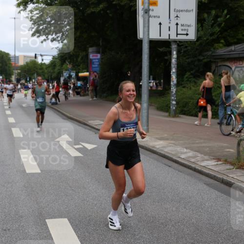 29.06.2025 - hella hamburg halbmarathon Yannick Fuchs http://msf.ph/oto/8207386 29.06.2025 10:32:15 20KM 1290, 1505, 2196, 2404, 3480, 3790, 5042, 5791, 5923, 6047, 6458, 9017, 9944, 10190, 10451, 10922, 11106, 11423, 12739, 12900, 13148, 13372, 13595, 15410, 15888, 16992, 17726, 18103, 18193, 18216, 18357, 18986 meine-sportfotos.de