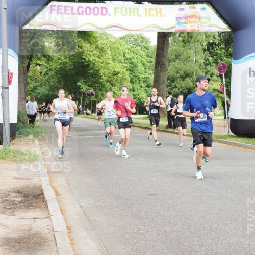 29.06.2025 - hella hamburg halbmarathon MichiJ http://msf.ph/oto/8207455 29.06.2025 10:22:40 Zwischen KM18-KM19 1910, 1959, 2836, 6473, 8956, 14975, 16148, 16724, 16755, 18455 meine-sportfotos.de