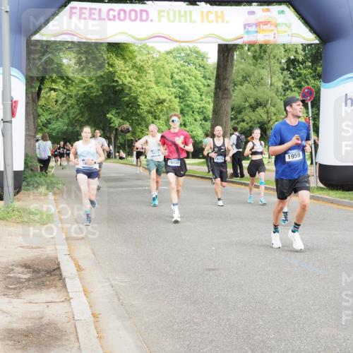 29.06.2025 - hella hamburg halbmarathon MichiJ http://msf.ph/oto/8207485 29.06.2025 10:22:40 Zwischen KM18-KM19 1910, 1959, 2836, 6473, 8956, 14975, 16148, 16724, 16755, 18455 meine-sportfotos.de