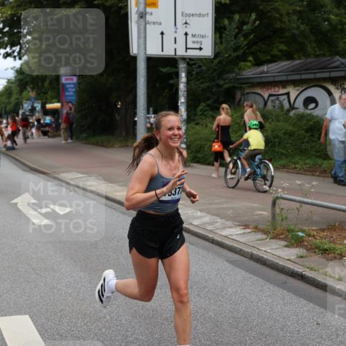 29.06.2025 - hella hamburg halbmarathon Yannick Fuchs http://msf.ph/oto/8207534 29.06.2025 10:32:15 20KM 1290, 1505, 2196, 2404, 3480, 3790, 5042, 5791, 5923, 6047, 6458, 9017, 9944, 10190, 10451, 10922, 11106, 11423, 12739, 12900, 13148, 13372, 13595, 15410, 15888, 16992, 17726, 18103, 18193, 18216, 18357, 18986 meine-sportfotos.de