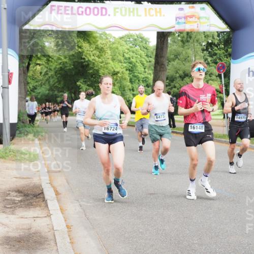 29.06.2025 - hella hamburg halbmarathon MichiJ http://msf.ph/oto/8207700 29.06.2025 10:22:41 Zwischen KM18-KM19 1910, 1959, 2836, 6473, 8956, 14975, 16148, 16724, 16755, 18455, 18731 meine-sportfotos.de