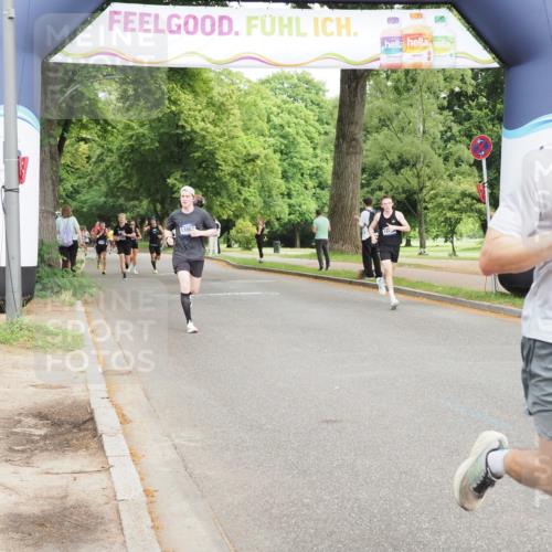 29.06.2025 - hella hamburg halbmarathon MichiJ http://msf.ph/oto/8208077 29.06.2025 10:22:45 Zwischen KM18-KM19 1959, 2836, 6473, 8956, 12290, 13066, 14549, 14975, 16148, 16724, 18455, 18731 meine-sportfotos.de