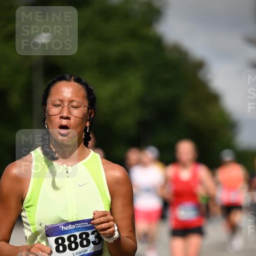 29.06.2025 - hella hamburg halbmarathon Dr. Thomas Lammeyer http://msf.ph/oto/8208143 29.06.2025 09:48:41 Kennedybrücke 1758, 1990, 2689, 2746, 3043, 4050, 4129, 4679, 4698, 4749, 5070, 5328, 5746, 5826, 6358, 6781, 7272, 7481, 7723, 8190, 8209, 8883, 9137, 9381, 9634, 10017, 10171, 11413 meine-sportfotos.de