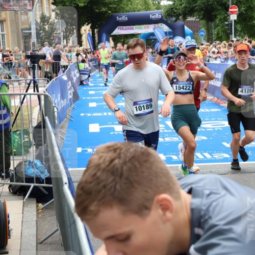 29.06.2025 - hella hamburg halbmarathon Zöllner http://msf.ph/oto/8208283 29.06.2025 10:49:28 Ziel 1342, 1476, 2878, 4183, 4185, 8813, 10189, 11339, 11779, 11819, 12670, 13269, 14526, 14838, 15422, 15784, 15894, 15966, 16891, 18476, 18887, 18960 meine-sportfotos.de