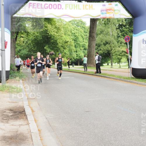 29.06.2025 - hella hamburg halbmarathon MichiJ http://msf.ph/oto/8208632 29.06.2025 10:22:48 Zwischen KM18-KM19 6473, 12290, 13066, 14549, 14975, 17802, 18455, 18731 meine-sportfotos.de