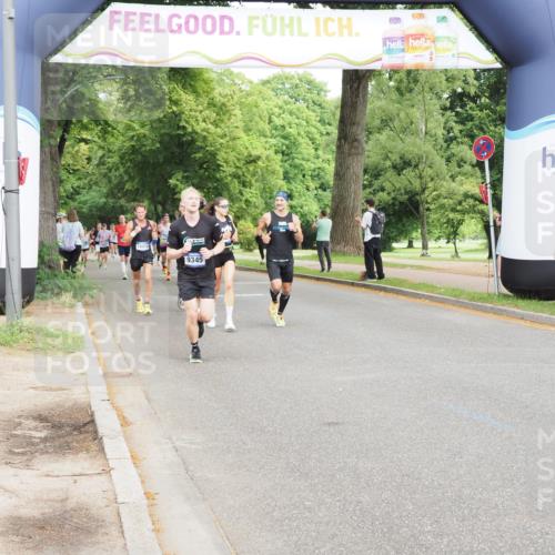 29.06.2025 - hella hamburg halbmarathon MichiJ http://msf.ph/oto/8208756 29.06.2025 10:22:50 Zwischen KM18-KM19 4246, 12290, 13066, 14310, 14549, 17802 meine-sportfotos.de