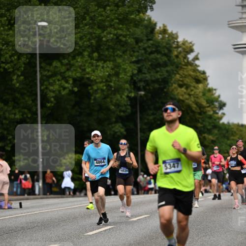 29.06.2025 - hella hamburg halbmarathon Dr. Thomas Lammeyer http://msf.ph/oto/8208797 29.06.2025 10:12:19 Kennedybrücke 1079, 1427, 1527, 2190, 2309, 3922, 4228, 4864, 5347, 6100, 7019, 9071 meine-sportfotos.de