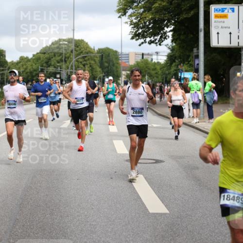 29.06.2025 - hella hamburg halbmarathon Yannick Fuchs http://msf.ph/oto/8208860 29.06.2025 10:45:04 20KM 1366, 1461, 2207, 2411, 2540, 2880, 3654, 4077, 4816, 5018, 5336, 7052, 7134, 7369, 8117, 8205, 8261, 8508, 8819, 9057, 10215, 10508, 10603, 11214, 11422, 11512, 11733, 12016, 12778, 12949, 13073, 13808, 14125, 15480, 15720, 15871, 16285, 16291, 16907, 17129, 17221, 17823, 18006, 18182, 18413, 18489, 19007 meine-sportfotos.de