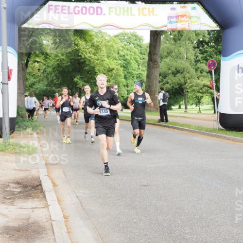 29.06.2025 - hella hamburg halbmarathon MichiJ http://msf.ph/oto/8208884 29.06.2025 10:22:51 Zwischen KM18-KM19 4246, 9345, 12290, 13066, 14310, 14549, 17802 meine-sportfotos.de