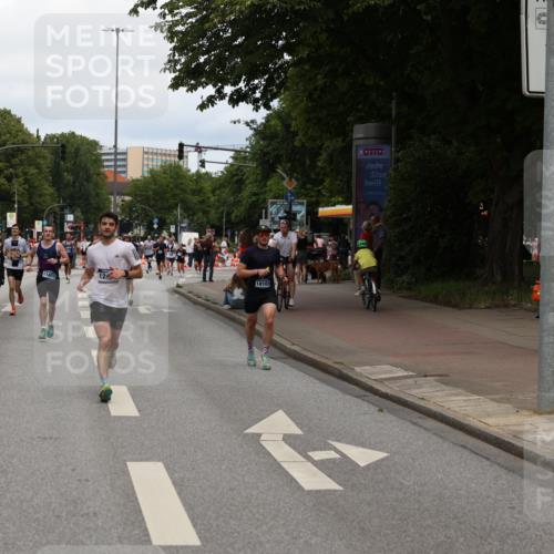 29.06.2025 - hella hamburg halbmarathon Yannick Fuchs http://msf.ph/oto/8208937 29.06.2025 10:32:20 20KM 1290, 1505, 2404, 3480, 3790, 5042, 5791, 5923, 6047, 9017, 9944, 10793, 10922, 11106, 11423, 12739, 12900, 13148, 13372, 13595, 13900, 15303, 15888, 16698, 17726, 18103, 18193, 18216, 18277, 18357, 18986 meine-sportfotos.de