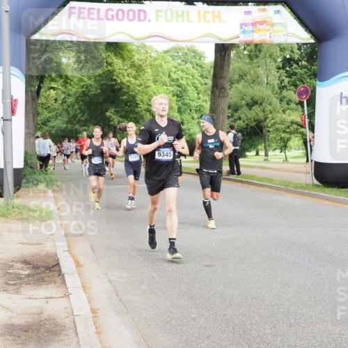 29.06.2025 - hella hamburg halbmarathon MichiJ http://msf.ph/oto/8208955 29.06.2025 10:22:51 Zwischen KM18-KM19 4246, 9345, 12290, 13066, 14310, 14549, 17802 meine-sportfotos.de