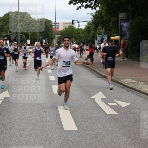 29.06.2025 - hella hamburg halbmarathon Yannick Fuchs http://msf.ph/oto/8209114 29.06.2025 10:32:21 20KM 1505, 2404, 3480, 3790, 5042, 5791, 5923, 6047, 7152, 7154, 9017, 9944, 10793, 10922, 11106, 11423, 12739, 12900, 13148, 13372, 13595, 13900, 15303, 15382, 15888, 16698, 17726, 18103, 18193, 18216, 18277, 18357, 18986 meine-sportfotos.de