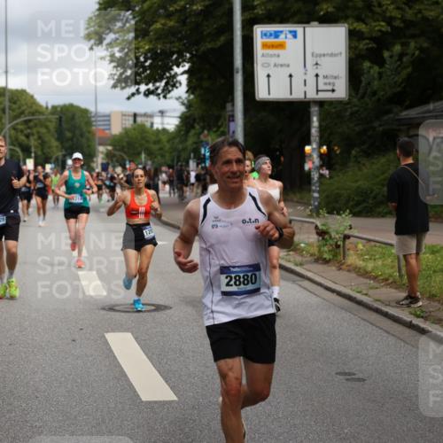 29.06.2025 - hella hamburg halbmarathon Yannick Fuchs http://msf.ph/oto/8209271 29.06.2025 10:45:06 20KM 1366, 1461, 2411, 2540, 2880, 3654, 4077, 4816, 5018, 5336, 5600, 7052, 7134, 7369, 8117, 8205, 8261, 8508, 8819, 8989, 9057, 10057, 10215, 10508, 10603, 11214, 11422, 11512, 11733, 12016, 12778, 12949, 13073, 13808, 14125, 15480, 15720, 15871, 16285, 16291, 16907, 17129, 17221, 17823, 18006, 18182, 18413, 18489, 19007 meine-sportfotos.de
