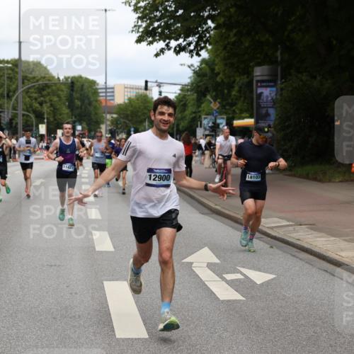 29.06.2025 - hella hamburg halbmarathon Yannick Fuchs http://msf.ph/oto/8209284 29.06.2025 10:32:21 20KM 1505, 2404, 3480, 3790, 5042, 5791, 5923, 6047, 7152, 7154, 9017, 9944, 10793, 10922, 11106, 11423, 12739, 12900, 13148, 13372, 13595, 13900, 15303, 15382, 15888, 16698, 17726, 18103, 18193, 18216, 18277, 18357, 18986 meine-sportfotos.de