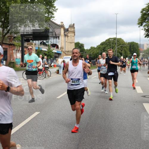 29.06.2025 - hella hamburg halbmarathon Yannick Fuchs http://msf.ph/oto/8209409 29.06.2025 10:45:07 20KM 1366, 1461, 2411, 2540, 2880, 4077, 4816, 5018, 5336, 5600, 7052, 7134, 7369, 7943, 8117, 8205, 8261, 8508, 8819, 8989, 9057, 10057, 10215, 10508, 10603, 11214, 11422, 11512, 11733, 12016, 12778, 12949, 13073, 13808, 14125, 15480, 15720, 15871, 16285, 16291, 16907, 17129, 17221, 17823, 18006, 18182, 18413, 18489, 19007 meine-sportfotos.de