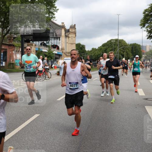 29.06.2025 - hella hamburg halbmarathon Yannick Fuchs http://msf.ph/oto/8209465 29.06.2025 10:45:07 20KM 1366, 1461, 2411, 2540, 2880, 4077, 4816, 5018, 5336, 5600, 7052, 7134, 7369, 7943, 8117, 8205, 8261, 8508, 8819, 8989, 9057, 10057, 10215, 10508, 10603, 11214, 11422, 11512, 11733, 12016, 12778, 12949, 13073, 13808, 14125, 15480, 15720, 15871, 16285, 16291, 16907, 17129, 17221, 17823, 18006, 18182, 18413, 18489, 19007 meine-sportfotos.de