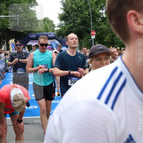 29.06.2025 - hella hamburg halbmarathon Zöllner http://msf.ph/oto/8209584 29.06.2025 10:49:51 Ziel 3543, 4017, 5460, 5894, 6125, 9126, 9200, 9551, 9597, 9723, 9924, 11975, 13159, 13463, 14794, 16800, 16877, 17282, 17753, 18926, 19109, 19122 meine-sportfotos.de