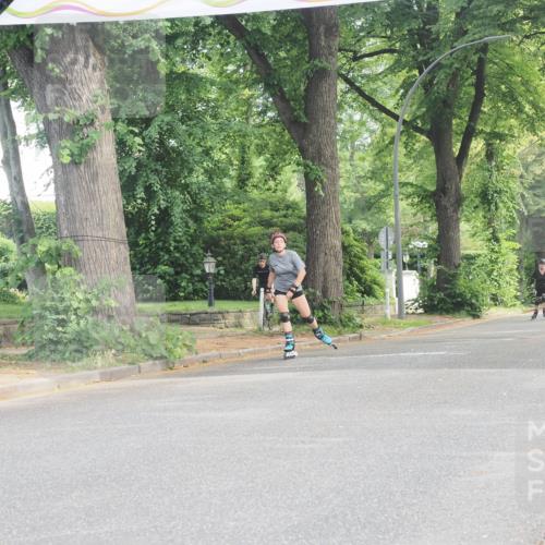 29.06.2025 - hella hamburg halbmarathon KatJ http://msf.ph/oto/8209790 29.06.2025 09:34:48 Zwischen KM18-KM19  meine-sportfotos.de