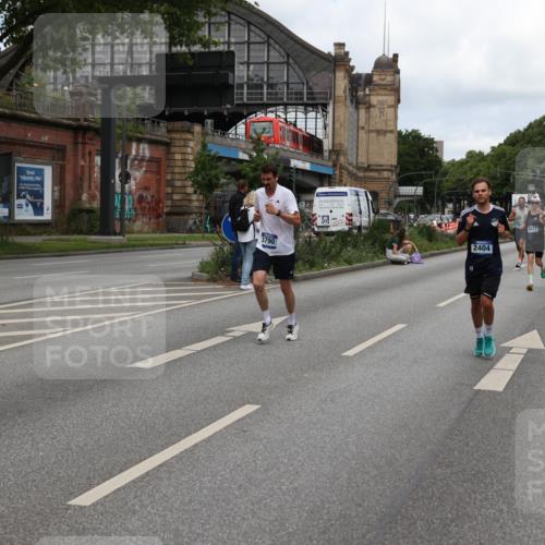 29.06.2025 - hella hamburg halbmarathon Yannick Fuchs http://msf.ph/oto/8209791 29.06.2025 10:32:22 20KM 1505, 2404, 3480, 3790, 5791, 5923, 7152, 7154, 9017, 9944, 10793, 10922, 11106, 11423, 12739, 12900, 13148, 13372, 13595, 13900, 15303, 15382, 15888, 16698, 17726, 18103, 18193, 18216, 18277, 18357, 18986 meine-sportfotos.de