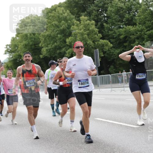 29.06.2025 - hella hamburg halbmarathon Jannik Wohlers http://msf.ph/oto/8210041 29.06.2025 10:26:21 Lombardsbrücke 1973, 2045, 2643, 4507, 4509, 6625, 7069, 8079, 9186, 11270, 11740, 12071, 15027, 15807, 15878, 16479, 16788, 17300, 17675, 18074, 18516, 18962, 18978 meine-sportfotos.de