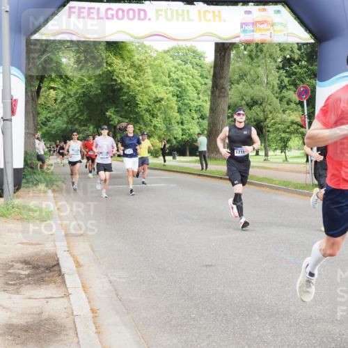 29.06.2025 - hella hamburg halbmarathon MichiJ http://msf.ph/oto/8210094 29.06.2025 10:22:57 Zwischen KM18-KM19 1053, 2243, 4246, 5193, 9345, 10865, 14310, 15902 meine-sportfotos.de