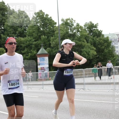 29.06.2025 - hella hamburg halbmarathon Jannik Wohlers http://msf.ph/oto/8210160 29.06.2025 10:26:22 Lombardsbrücke 1973, 2045, 2643, 4507, 4509, 6625, 7069, 8079, 9186, 11270, 11740, 12071, 15027, 15807, 15878, 16479, 16788, 17300, 17675, 18074, 18516, 18962, 18978 meine-sportfotos.de