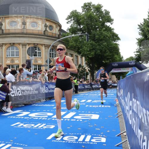 29.06.2025 - hella hamburg halbmarathon Strokosch-Dieckow http://msf.ph/oto/8210370 29.06.2025 10:22:05 Ziel 10650, 13751, 16068, 17886, 18693 meine-sportfotos.de