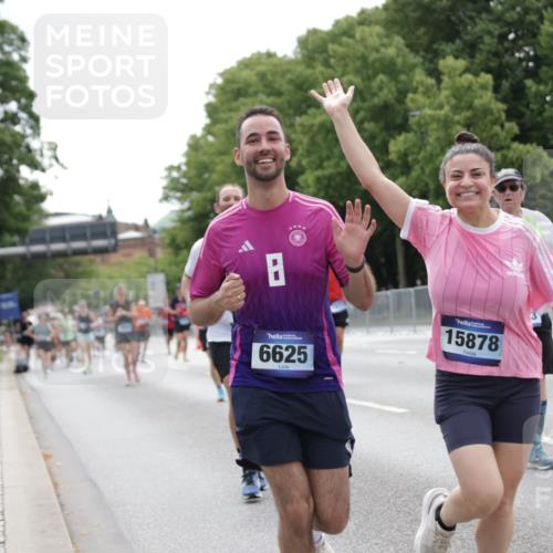 29.06.2025 - hella hamburg halbmarathon Jannik Wohlers http://msf.ph/oto/8210465 29.06.2025 10:26:24 Lombardsbrücke 1973, 2045, 2643, 4507, 4509, 6625, 7069, 8079, 9186, 11270, 11740, 12071, 15027, 15878, 16479, 16788, 17300, 17675, 18074, 18516, 18962, 18978 meine-sportfotos.de