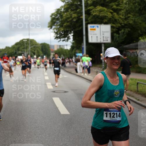 29.06.2025 - hella hamburg halbmarathon Yannick Fuchs http://msf.ph/oto/8210486 29.06.2025 10:45:10 20KM 1366, 2411, 2540, 2880, 4077, 4816, 5018, 5336, 5600, 7134, 7369, 7943, 8117, 8205, 8261, 8508, 8989, 10057, 10215, 10508, 10603, 10691, 11124, 11214, 11422, 11512, 11625, 11733, 12016, 12778, 12949, 13073, 13808, 14125, 14458, 15480, 15720, 15871, 16285, 16291, 16907, 17129, 17823, 18006, 18182, 18413, 18489, 19007 meine-sportfotos.de