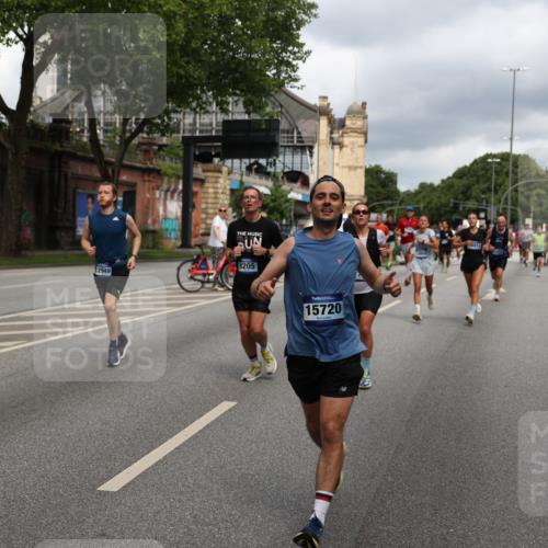 29.06.2025 - hella hamburg halbmarathon Yannick Fuchs http://msf.ph/oto/8210634 29.06.2025 10:45:11 20KM 1335, 1366, 2411, 2540, 2880, 4077, 4816, 5018, 5336, 5600, 7134, 7369, 7943, 8117, 8205, 8261, 8508, 8930, 8989, 10057, 10215, 10508, 10603, 10691, 11124, 11214, 11422, 11512, 11625, 11733, 12016, 12778, 12949, 13073, 13808, 14125, 14458, 15480, 15720, 15871, 16285, 16291, 16907, 17129, 17823, 18006, 18182, 18413, 18489, 19007, 19053 meine-sportfotos.de