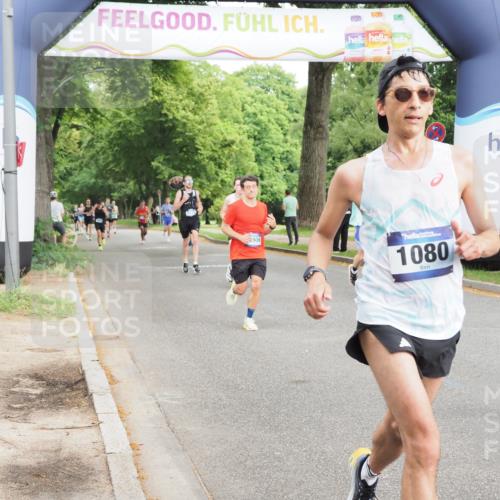 29.06.2025 - hella hamburg halbmarathon MichiJ http://msf.ph/oto/8210805 29.06.2025 10:23:02 Zwischen KM18-KM19 1053, 1080, 5193, 6305, 9376, 11227, 15902, 18906 meine-sportfotos.de