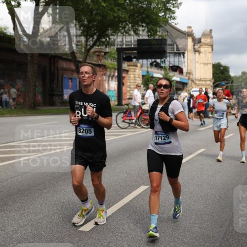 29.06.2025 - hella hamburg halbmarathon Yannick Fuchs http://msf.ph/oto/8210828 29.06.2025 10:45:12 20KM 1335, 1366, 2411, 2540, 2880, 4077, 4816, 5018, 5336, 5600, 5820, 7134, 7369, 7943, 8205, 8261, 8508, 8930, 8989, 10057, 10215, 10508, 10603, 10667, 10691, 11124, 11214, 11422, 11512, 11625, 11733, 12016, 12778, 12949, 13073, 13808, 14125, 14458, 15480, 15720, 15871, 16285, 16291, 16907, 17129, 17823, 18006, 18182, 18413, 19007, 19053 meine-sportfotos.de