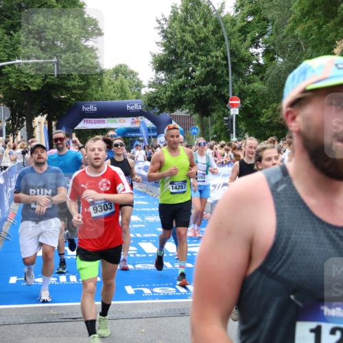 29.06.2025 - hella hamburg halbmarathon Zöllner http://msf.ph/oto/8210959 29.06.2025 10:50:13 Ziel 1119, 1507, 3296, 3562, 7176, 8313, 9031, 9303, 9965, 10371, 11607, 12203, 12235, 13282, 14257, 15620, 18228, 18657, 18658 meine-sportfotos.de