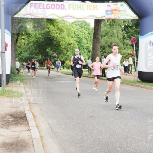 29.06.2025 - hella hamburg halbmarathon MichiJ http://msf.ph/oto/8211060 29.06.2025 10:23:04 Zwischen KM18-KM19 1080, 5193, 6305, 7534, 8312, 9376, 11227, 15902, 18906 meine-sportfotos.de