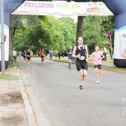 29.06.2025 - hella hamburg halbmarathon MichiJ http://msf.ph/oto/8211155 29.06.2025 10:23:05 Zwischen KM18-KM19 1080, 6305, 7534, 8312, 9376, 11227, 18906 meine-sportfotos.de