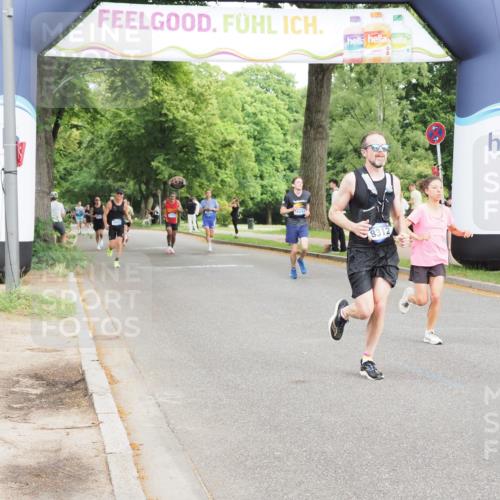29.06.2025 - hella hamburg halbmarathon MichiJ http://msf.ph/oto/8211225 29.06.2025 10:23:05 Zwischen KM18-KM19 1080, 6305, 7534, 8312, 9376, 11227, 18906 meine-sportfotos.de