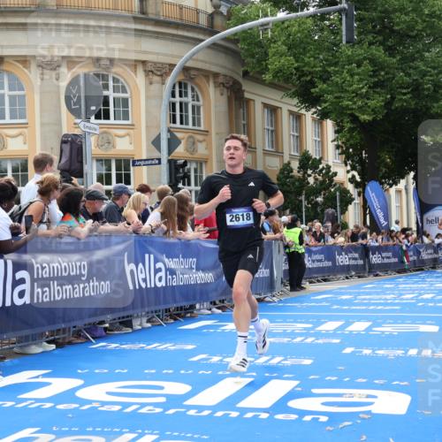 29.06.2025 - hella hamburg halbmarathon Strokosch-Dieckow http://msf.ph/oto/8211261 29.06.2025 10:22:41 Ziel 2618, 18897 meine-sportfotos.de