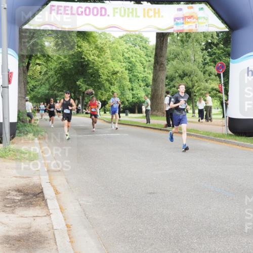 29.06.2025 - hella hamburg halbmarathon MichiJ http://msf.ph/oto/8211313 29.06.2025 10:23:06 Zwischen KM18-KM19 1080, 6305, 7534, 8312, 9376, 11227, 16243, 18906 meine-sportfotos.de
