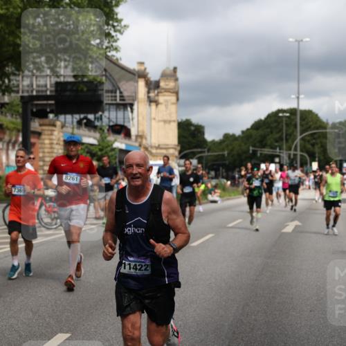 29.06.2025 - hella hamburg halbmarathon Yannick Fuchs http://msf.ph/oto/8211342 29.06.2025 10:45:15 20KM 1335, 1366, 2411, 2540, 2636, 2823, 2880, 2946, 4816, 5336, 5600, 5820, 7224, 7369, 7943, 8205, 8261, 8508, 8930, 8989, 9214, 9959, 10057, 10215, 10508, 10603, 10667, 10691, 11124, 11214, 11422, 11512, 11625, 11733, 12016, 12778, 12949, 13073, 13808, 14125, 14458, 15426, 15480, 15720, 15871, 15899, 16285, 16291, 16666, 16907, 17129, 17823, 18182, 18413, 18820, 19007, 19053 meine-sportfotos.de