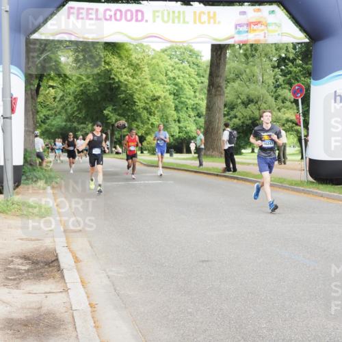 29.06.2025 - hella hamburg halbmarathon MichiJ http://msf.ph/oto/8211377 29.06.2025 10:23:06 Zwischen KM18-KM19 1080, 6305, 7534, 8312, 9376, 11227, 16243, 18906 meine-sportfotos.de