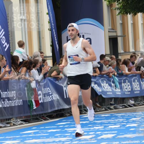 29.06.2025 - hella hamburg halbmarathon Strokosch-Dieckow http://msf.ph/oto/8211429 29.06.2025 10:22:50 Ziel 11624, 16548, 18328 meine-sportfotos.de